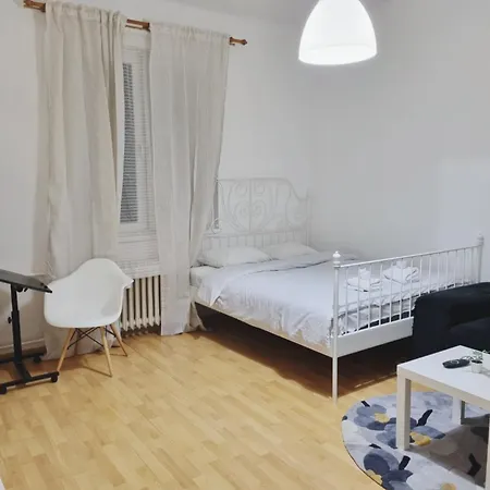 Apartment For Four Next To Blvd Vitosha *